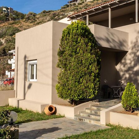 Elio A 1Bdr Apt With Garden 1 Min From The Beach By Hospi Iraklio Exteriér fotografie
